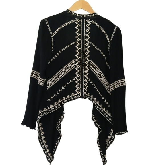 Hot & Delicious Kimono Top Open Front Cardigan Embroidered Sleeves Pockets - Picture 4 of 14